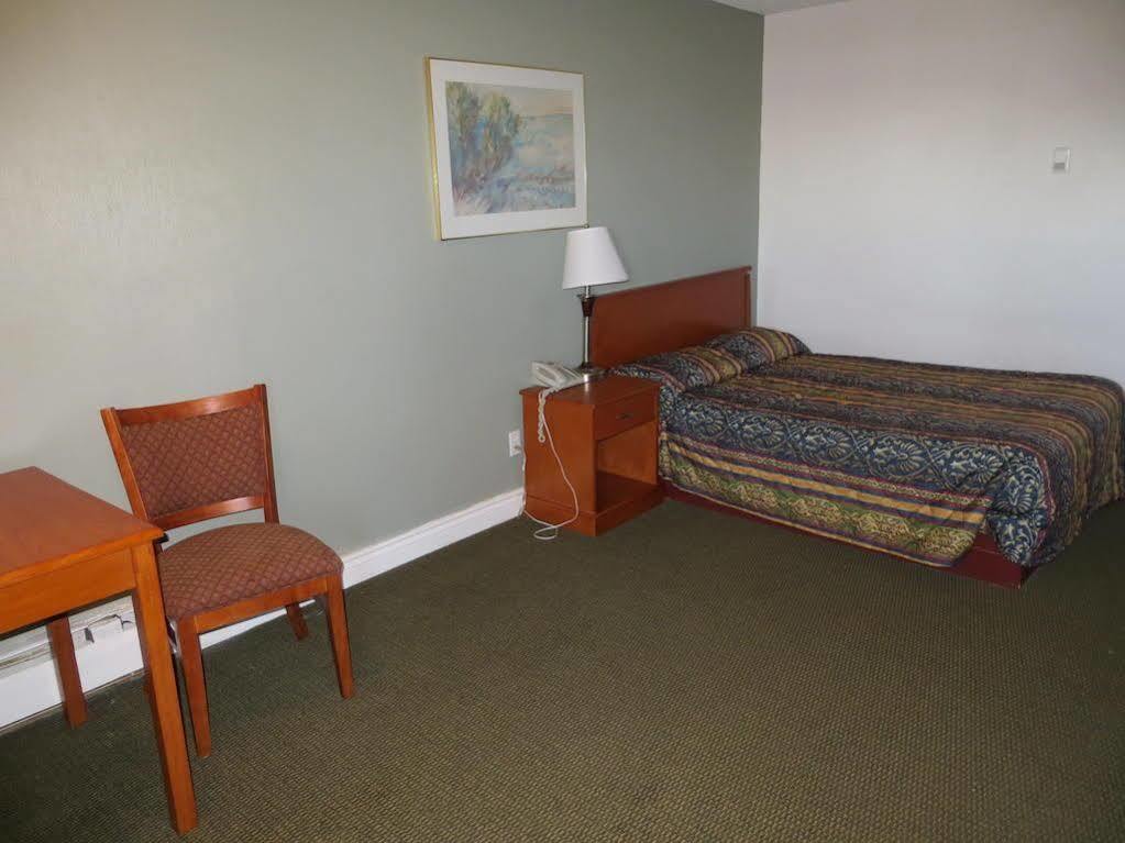 Westgate Inn Edmonton Ngoại thất bức ảnh